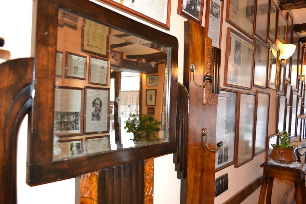 Tarazona Hostal Santa Agueda מראה חיצוני תמונה